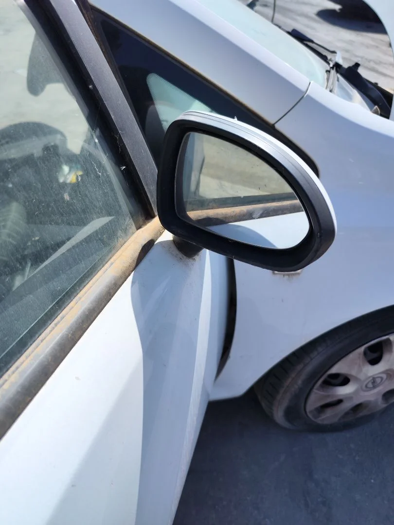 Foto de RETROVISOR DERECHO OPEL CORSA D 1.3 16V CDTI (75 CV / 55 KW)