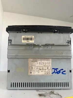 Foto de SISTEMA AUDIO / RADIO CD HYUNDAI I20 (PB) 1.2 16V CAT (86 CV / 63 KW) referencia 96121 1J252 foto 2