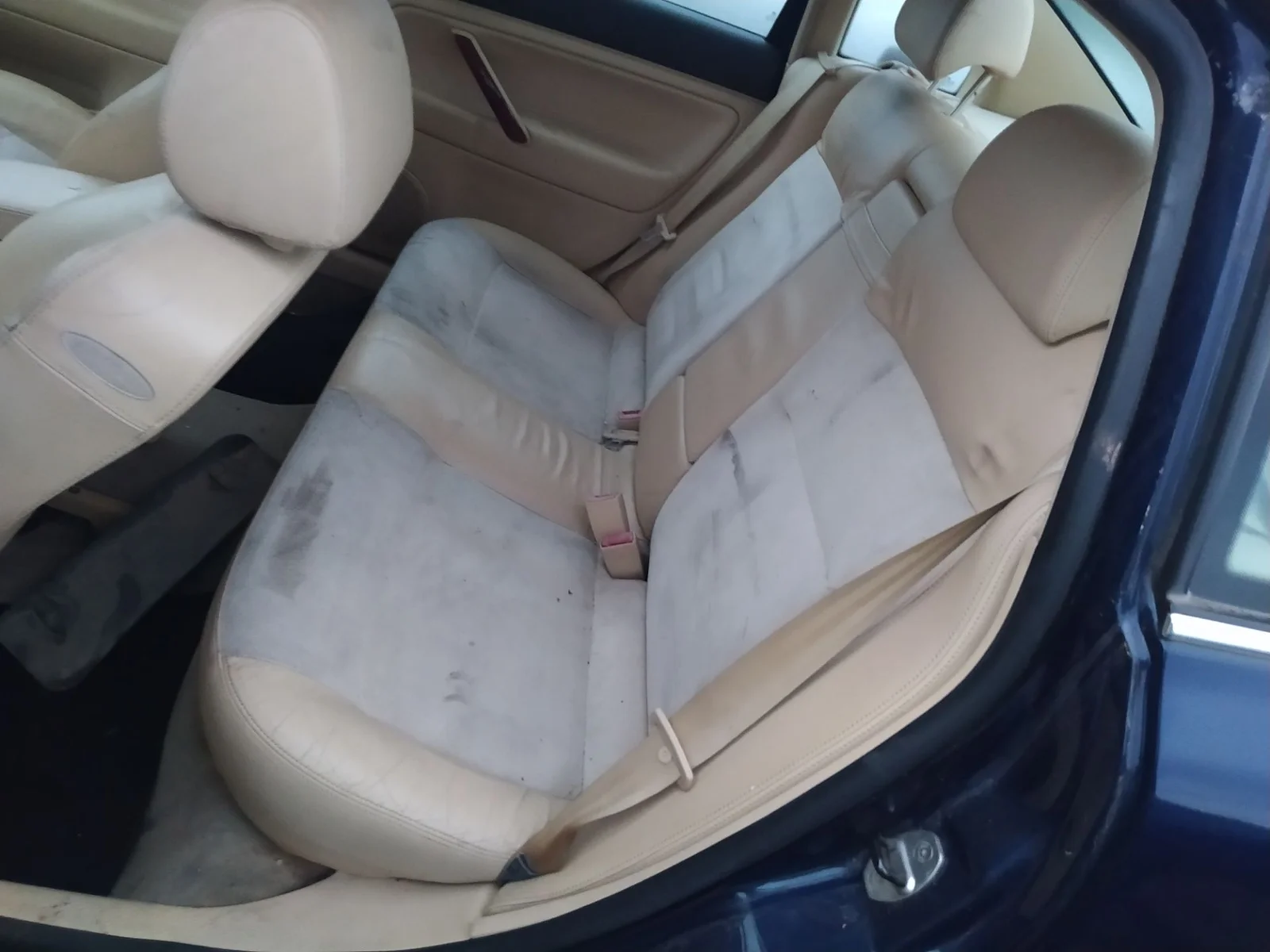 Foto de ENGANCHE CINTURON TRASERO IZQUIERDO VOLKSWAGEN PASSAT BERLINA (3B3) 1.9 TDI (131 CV / 96 KW)