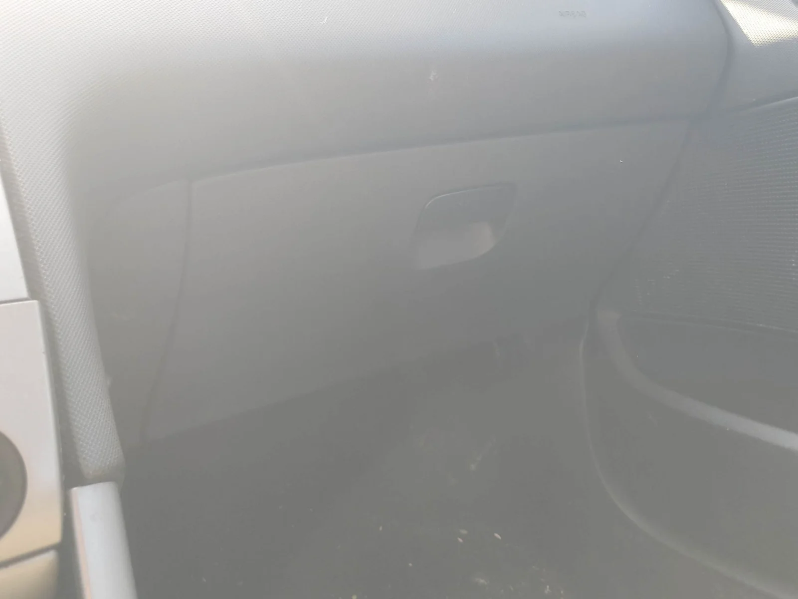 Foto de GUANTERA PEUGEOT 308 1.6 HDi FAP CAT (9HZ / DV6TED4) (109 CV / 80 KW)