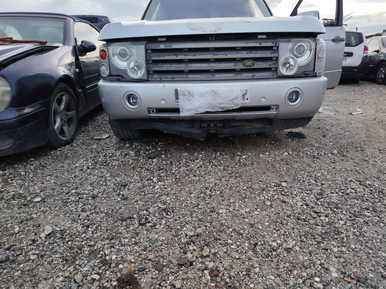 Foto de PARAGOLPES DELANTERO LAND ROVER RANGE ROVER (LM) 4.4 V8 CAT (306 CV / 225 KW)