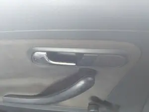 Foto de MANETA INTERIOR TRASERA IZQUIERDA SEAT CORDOBA BERLINA (6L2) 1.9 SDI (64 CV / 47 KW) referencia 6L4839113J FKZ