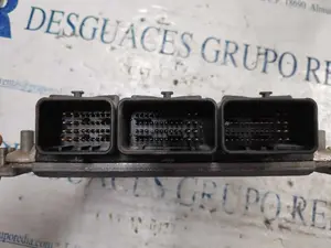 Foto de CENTRALITA MOTOR UCE RENAULT LAGUNA II (BG0) 1.9 dCi Diesel (120 CV / 88 KW) referencia 0281011324 foto 3