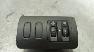 Foto de MANDO REGULACION FAROS RENAULT CLIO III 1.2 16V (75 CV / 55 KW) referencia 8200407758