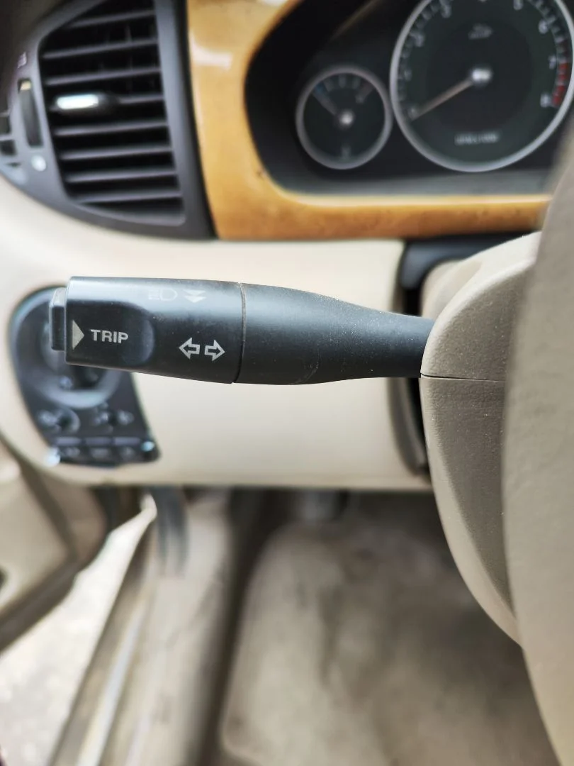 Foto de MANDO INTERMITENTES JAGUAR X-TYPE 2.1 V6 24V CAT (156 CV / 115 KW)