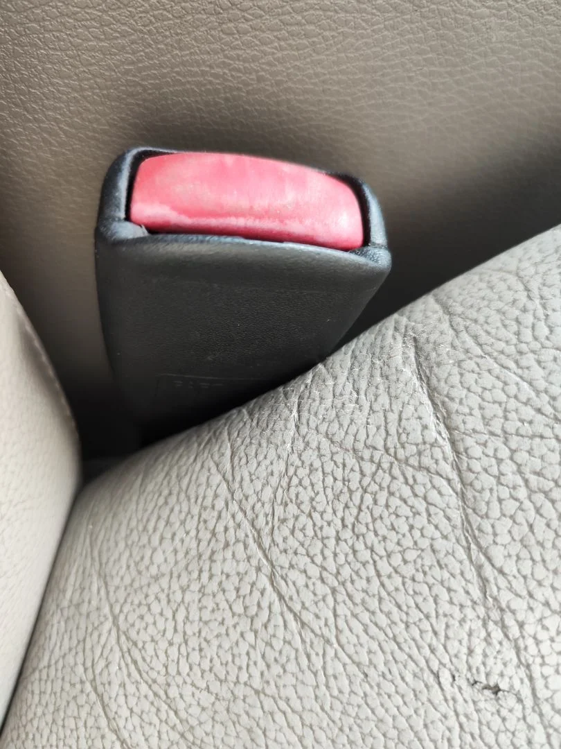 Foto de PRETENSOR AIRBAG DERECHO VOLVO S80 BERLINA 2.4 Diesel (131 CV / 96 KW)