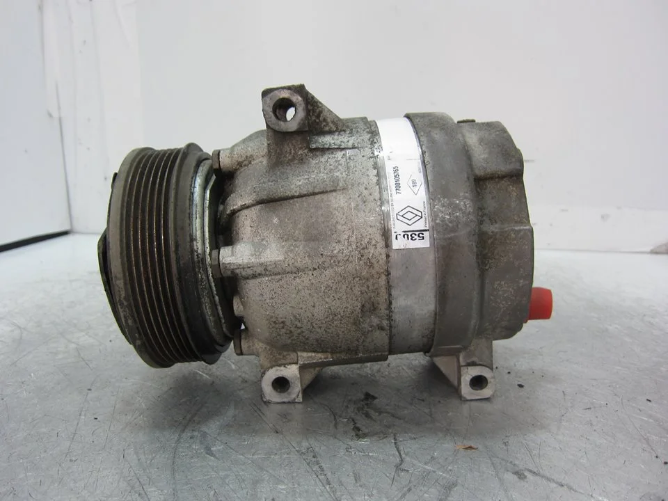Foto de COMPRESOR AIRE ACONDICIONADO RENAULT MEGANE I FASE 2 BERLINA (BA0) referencia 7700105765