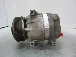 Foto de COMPRESOR AIRE ACONDICIONADO RENAULT MEGANE I FASE 2 BERLINA (BA0) referencia 7700105765