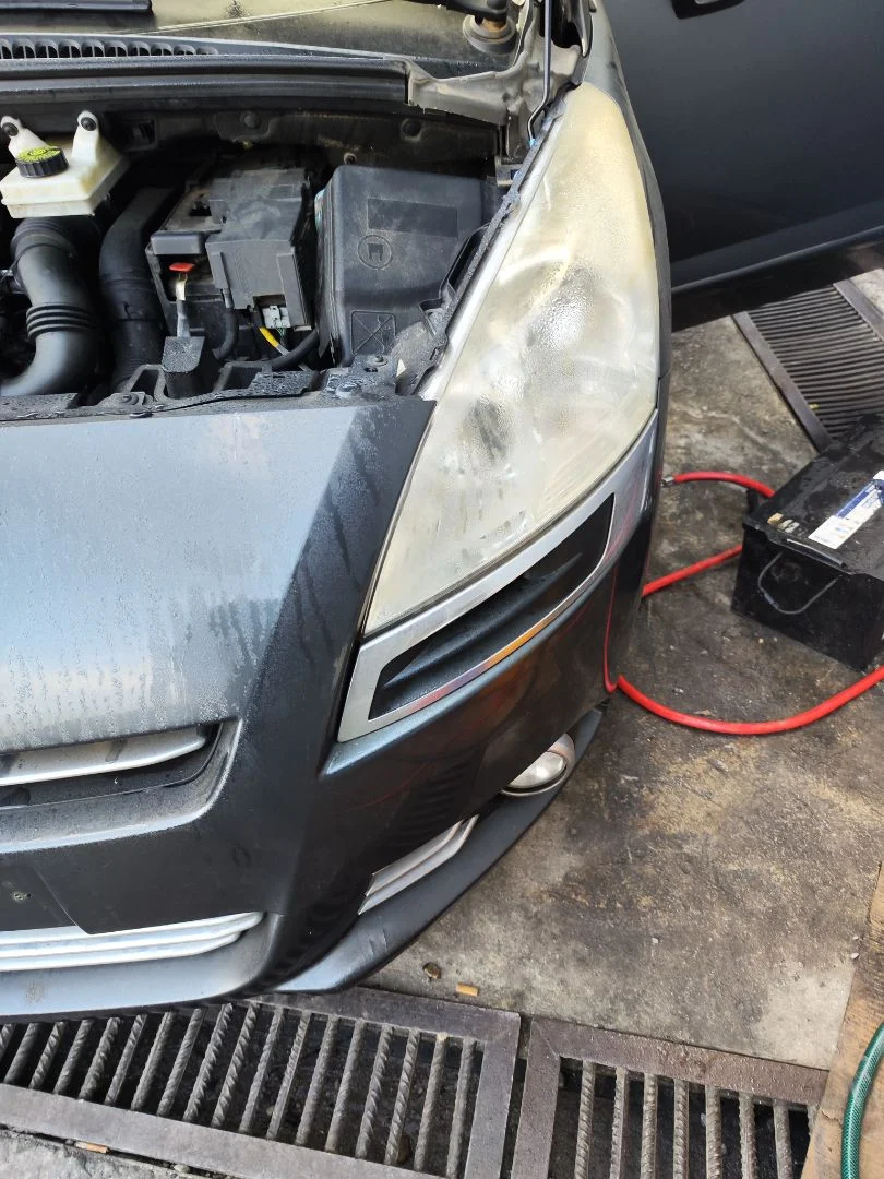 Foto de FARO IZQUIERDO PEUGEOT 5008 1.6 HDi FAP CAT (9HZ / DV6TED4) (109 CV / 80 KW)