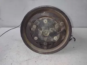 Foto de COMPRESOR AIRE ACONDICIONADO NISSAN PRIMERA BERLINA (P11) 1.6 16V CAT (90 CV / 66 KW) referencia 926002J003 foto 4