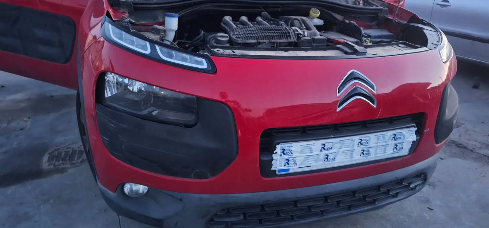 Foto de NO IDENTIFICADO CITROEN C4 CACTUS 1.2 12V VTi (82 CV / 60 KW)