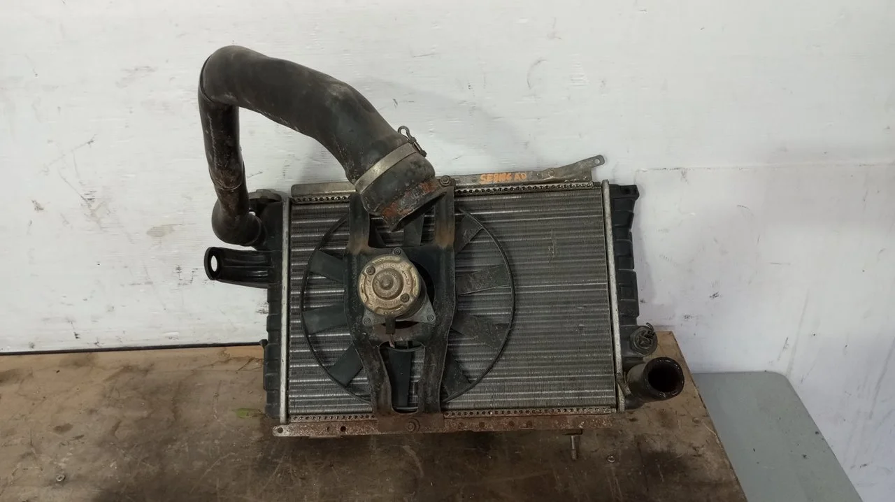 Foto de ELECTROVENTILADOR RENAULT R 5 (B/C40) 1.1 (45 CV / 33 KW) referencia 7700653324