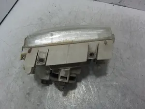 Foto de FARO IZQUIERDO VOLKSWAGEN POLO III (6N1) 1.4 16V (101 CV / 74 KW) referencia 96249500 foto 4
