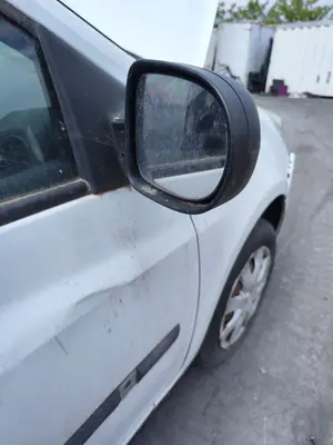 Foto de RETROVISOR DERECHO RENAULT CLIO III 1.2 16V (75 CV / 55 KW) foto 4