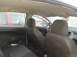 Foto de TECHO INTERIOR FIAT GRANDE PUNTO (199) 1.3 16V JTD CAT (75 CV / 55 KW)