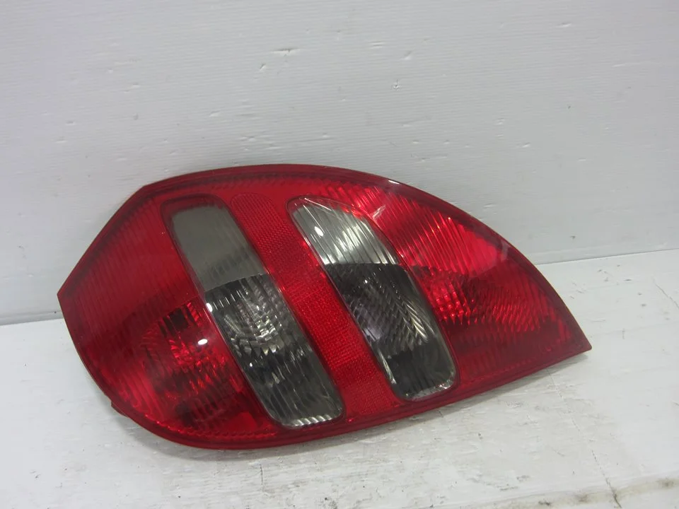 Foto de PILOTO TRASERO DERECHO MERCEDES-BENZ CLASE A (BM 169) 2.0 CDI CAT (82 CV / 60 KW) referencia A1698202964