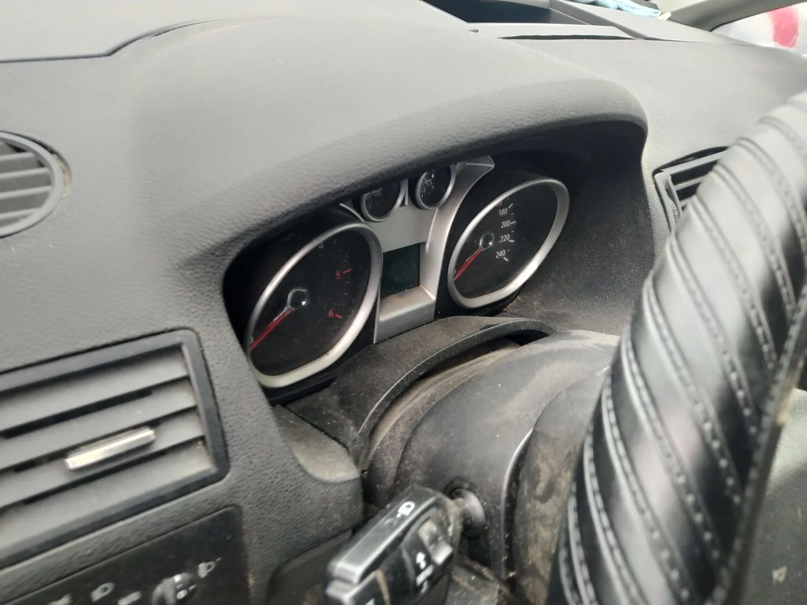 Foto de CUADRO INSTRUMENTOS FORD C-MAX (CB3)(2007) 1.8 TDCi Turbodiesel CAT (116 CV / 85 KW)