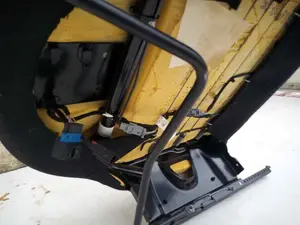 Foto de ASIENTO DELANTERO DERECHO DACIA LOGAN II 1.5 dCi Diesel FAP CAT (90 CV / 66 KW) referencia 876015465R foto 6