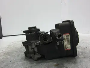Foto de BOMBA DIRECCION BMW SERIE 3 BERLINA (E46) 2.0 Diesel CAT (116 CV / 85 KW) referencia 6757465