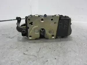 Foto de CERRADURA PUERTA TRASERA IZQUIERDA CITROEN XSARA BERLINA 1.9 Diesel (69 CV / 51 KW) referencia 913769