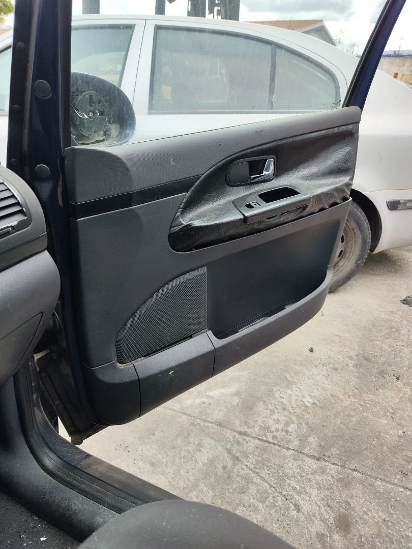 Foto de ELEVALUNAS DELANTERO DERECHO VOLKSWAGEN SHARAN (7M6/7M9) 1.9 TDI (116 CV / 85 KW) referencia 7M0837462
