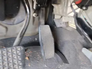 Foto de POTENCIOMETRO PEDAL SAAB 9-3 BERLINA 1.9 TiD CAT (150 CV / 110 KW)