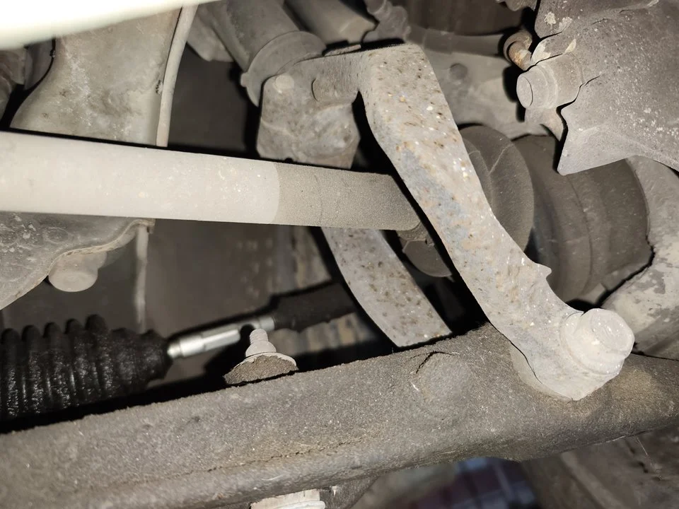Foto de BRAZO SUSPENSION DELANTERO IZQUIERDO HONDA CIVIC COUPÉ (EJ6/8) 1.6 CAT (105 CV / 77 KW)