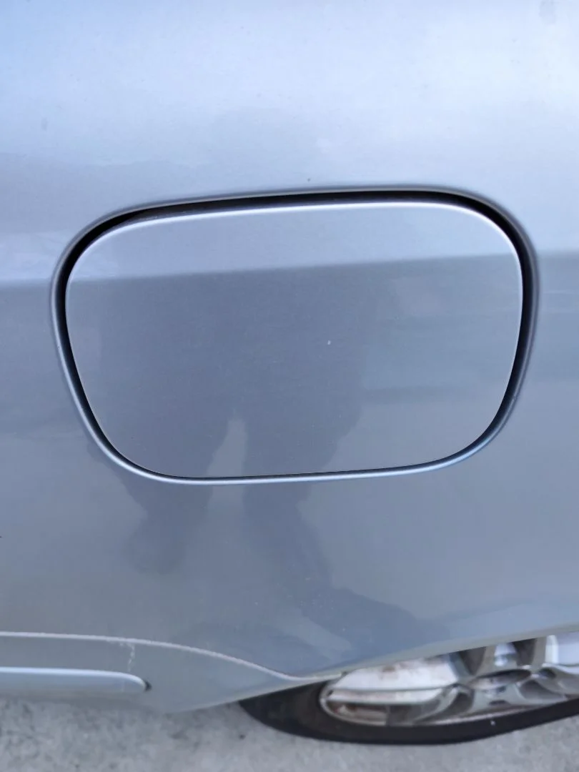 Foto de TAPA EXTERIOR COMBUSTIBLE MERCEDES-BENZ CLASE E (BM 211) BERLINA 3.0 CDI CAT (190 CV / 140 KW)