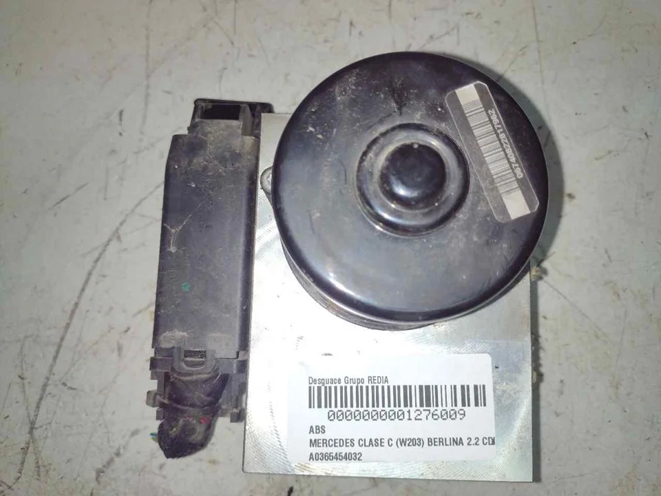 Foto de ABS MERCEDES-BENZ CLASE C (BM 203) BERLINA referencia A0365454032