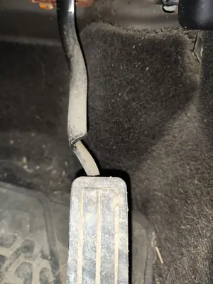 Foto de PEDAL ACELERADOR LAND ROVER DISCOVERY 2.7 Td V6 CAT (190 CV / 140 KW)