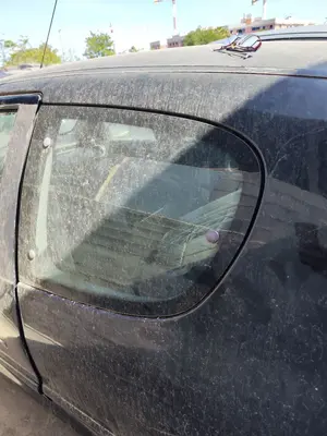 Foto de LUNA CUSTODIA TRASERA IZQUIERDA PEUGEOT 206 1.4  (75 CV / 55 KW)