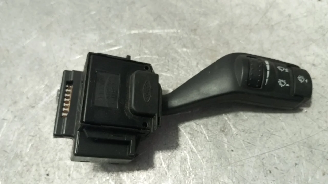 Foto de MANDO LIMPIA FORD TOURNEO CONNECT (TC7) 1.8 TDCi CAT (90 CV / 66 KW) referencia 17D9401