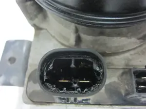 Foto de BOMBA DIRECCION CITROEN C4 BERLINA 1.6 HDi CAT (9HY / DV6TED4) (109 CV / 80 KW) referencia 9681545980 foto 4