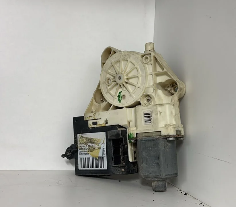 Foto de ELEVALUNAS TRASERO DERECHO FORD MONDEO BERLINA (GE) referencia 981537103