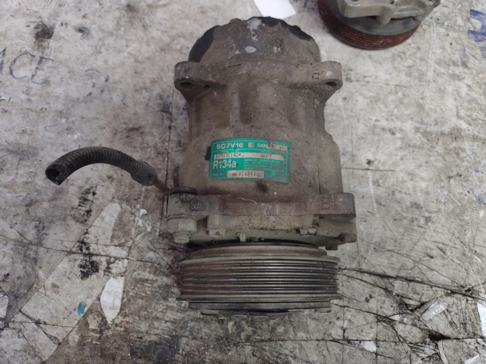 Foto de COMPRESOR AIRE ACONDICIONADO CITROEN JUMPY referencia 9640486480
