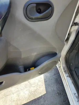 Foto de CENTRALITA CONFORT RENAULT KANGOO II (F/KW0) 1.5 dCi Diesel CAT (86 CV / 63 KW)