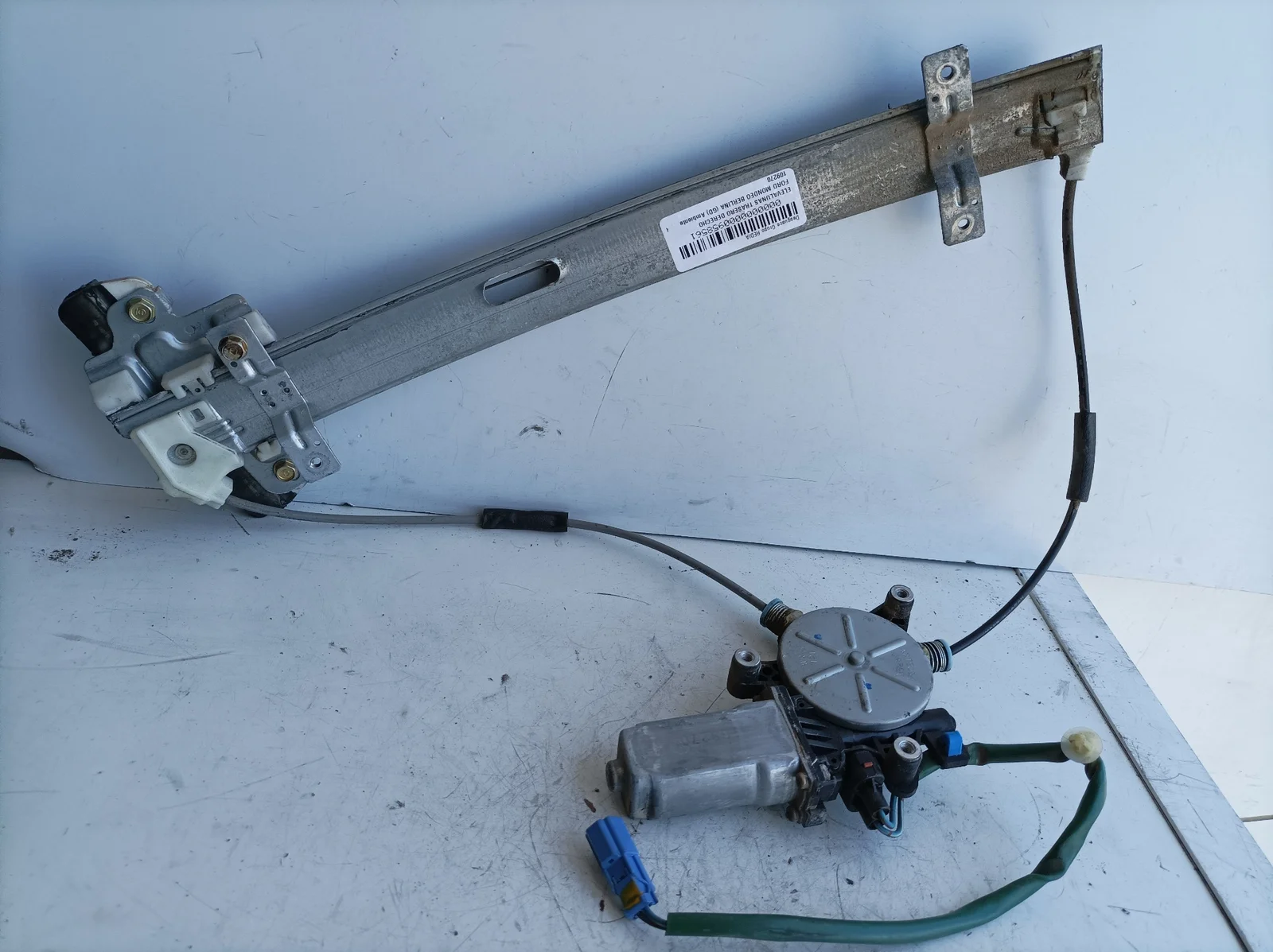 Foto de ELEVALUNAS TRASERO DERECHO FORD MONDEO BERLINA (GD) 2.0 16V CAT (131 CV / 96 KW) referencia 109270
