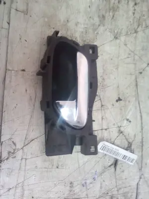 Foto de MANETA ELEVALUNAS DELANTERA IZQUIERDA PEUGEOT 407 SW referencia 12G100187386