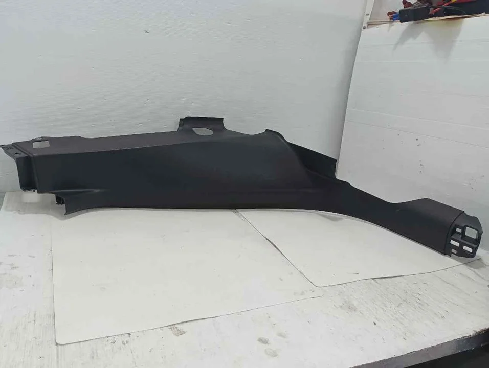 Foto de MOLDURA PORSCHE MACAN (95BA) referencia 95B867768F