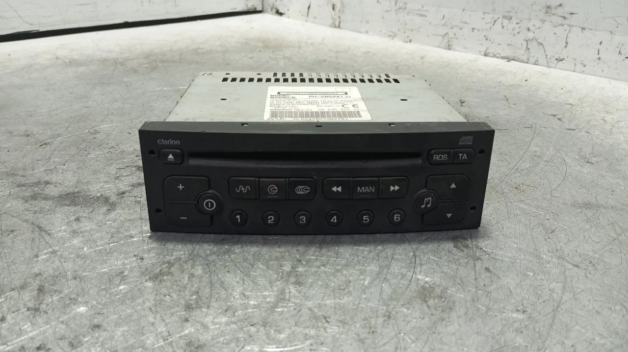Foto de SISTEMA AUDIO / RADIO CD CITROEN BERLINGO 1.6 16V HDi (75 CV / 55 KW) referencia 96635824XT