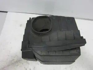 Foto de CAJA FILTRO AIRE LAND ROVER RANGE ROVER SPORT 2.7 Td V6 CAT (190 CV / 140 KW) referencia PHB000498 foto 4