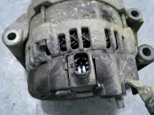 Foto de ALTERNADOR OPEL CORSA E 1.2 (69 CV / 51 KW) referencia 0126312030 foto 6