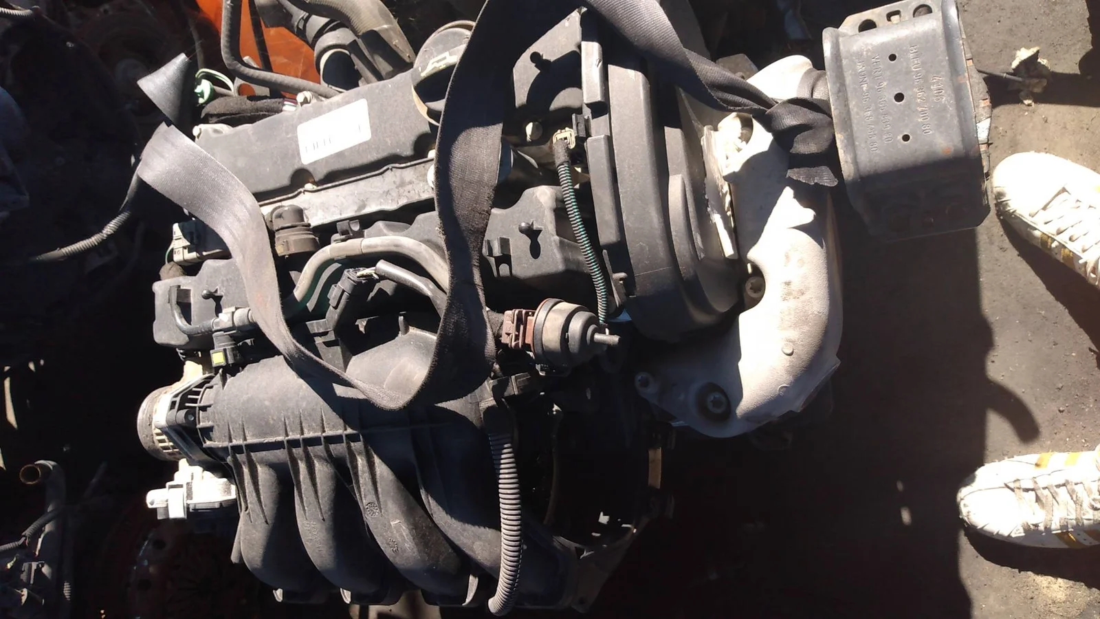 Foto de MOTOR COMPLETO CITROEN XSARA BERLINA referencia NFU