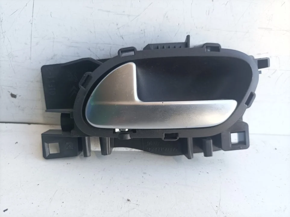 Foto de MANETA INTERIOR TRASERA IZQUIERDA CITROEN C5 BERLINA referencia 10693