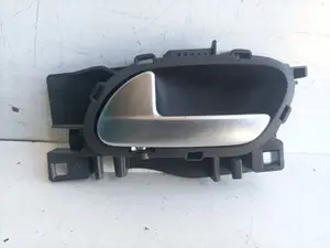 Foto de MANETA INTERIOR TRASERA IZQUIERDA CITROEN C5 BERLINA referencia 10693