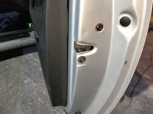 Foto de CERRADURA PUERTA DELANTERA DERECHA VOLKSWAGEN GOLF IV BERLINA (1J1)(10.1997)