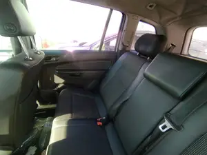 Foto de ASIENTO TRASERO MEDIO OPEL ZAFIRA B 1.9 CDTI (120 CV / 88 KW)