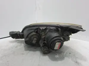 Foto de FARO DERECHO MAZDA 3 BERLINA (BK) 1.6 CD Diesel CAT (109 CV / 80 KW) referencia 4140480900 foto 3