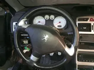 Foto de VOLANTE PEUGEOT 307 CC CABRIO-COUPÉ (S2)