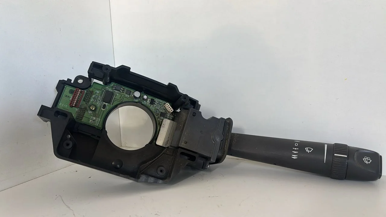 Foto de MANDO MULTIFUNCION VOLVO S60 BERLINA referencia 8666597